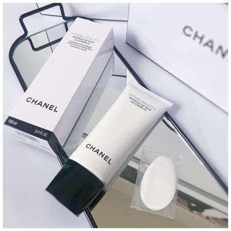 chanel hydra beauty camellia.